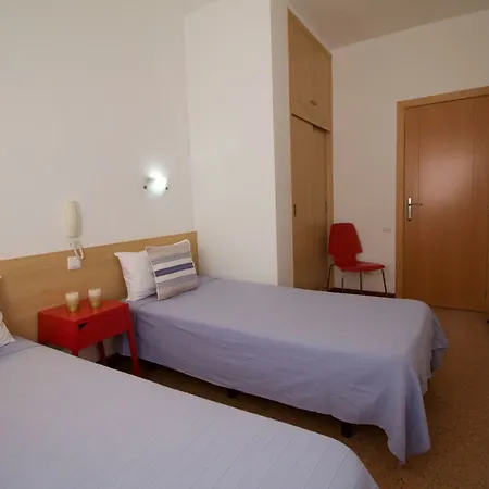 Close To Canteras 102 *